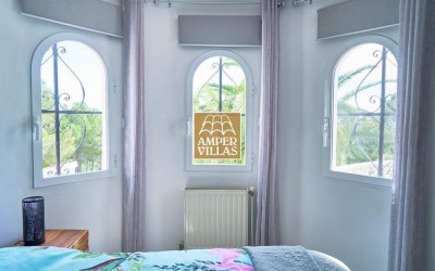  Cozy villa with lovely views of the sea and Altea.